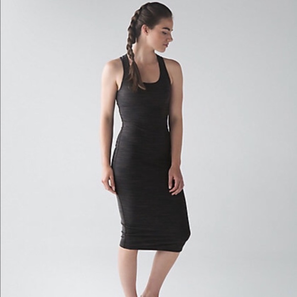 Lululemon Globetrotter Dress